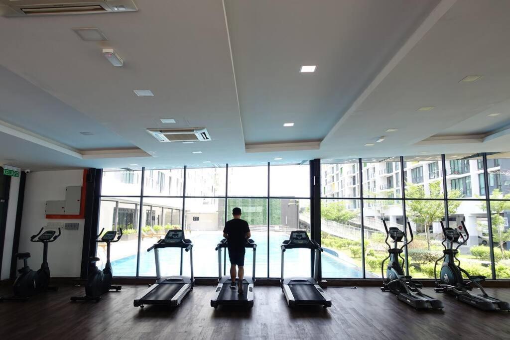8Pax Cozy Home Stay Jazz Suites 1 Vivacity Kuching Sarawak 3Br Esterno foto