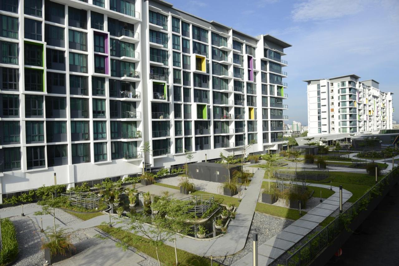 8Pax Cozy Home Stay Jazz Suites 1 Vivacity Kuching Sarawak 3Br Esterno foto