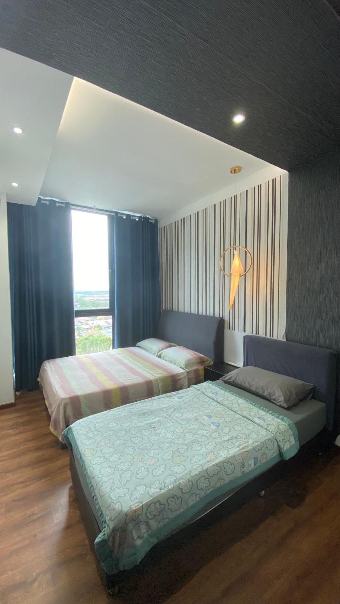 8Pax Cozy Home Stay Jazz Suites 1 Vivacity Kuching Sarawak 3Br Esterno foto
